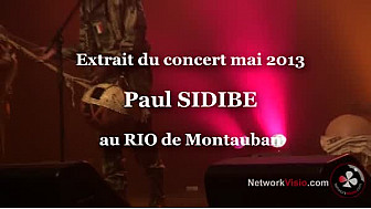 Paul SIDIBE virtuose de Kamele n'goni chanteur et musicien Malien en concert au RIO de Montauban en mai 2013