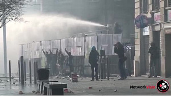 Manifestation NDDL Nantes du 22 février 2014: la guerre en centre ville ... pourquoi avoir mis autant de temps pour réagir ?