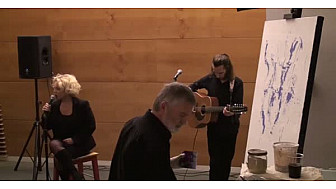 Performance de Jean-Claude Bertrand accompagné de la chanteuse Florence Davis et du Guitariste Olivier